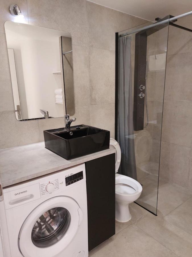 appartement T2 AGDE centre à 10 mn des plages Extérieur photo