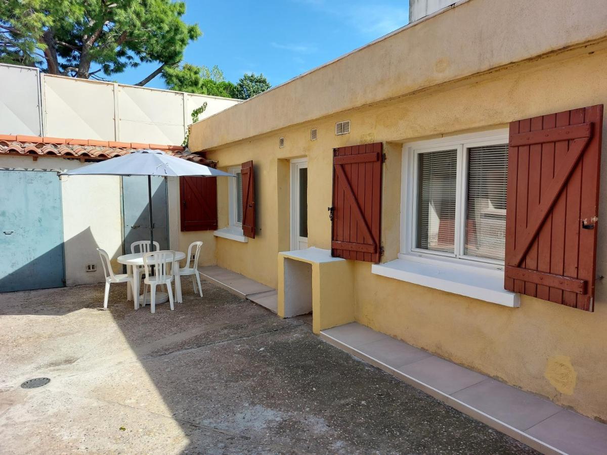 appartement T2 AGDE centre à 10 mn des plages Extérieur photo